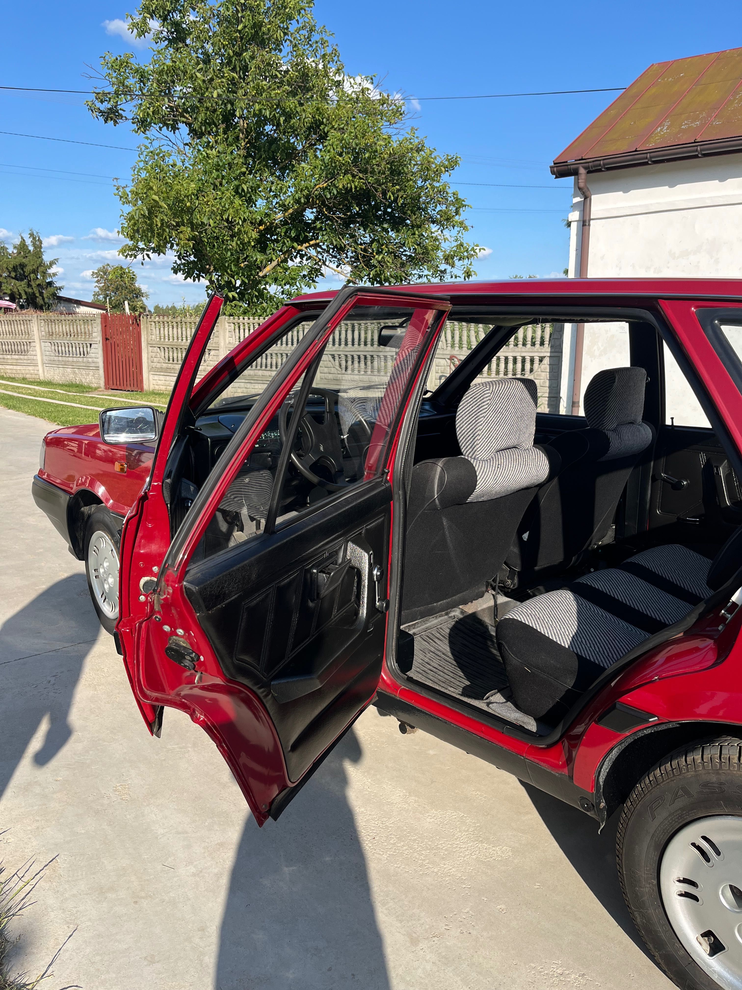 Polonez Caro 1,5