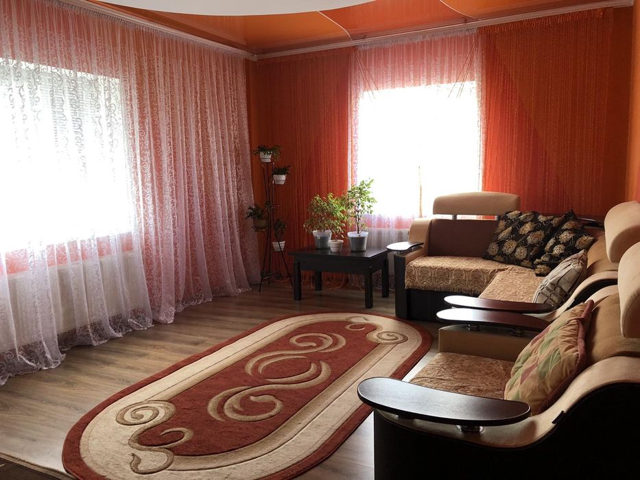 Будинок 2-х поверховий новий