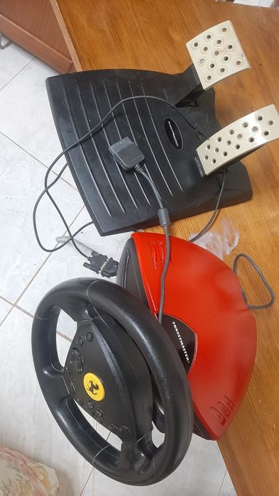 Volante e pedais Ferrari PS1 e PS2