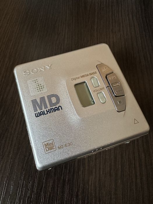 Minidisc плеєр Sony MZ-E30 (напівробочий,під ремонт)