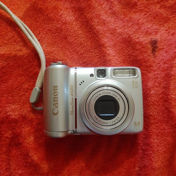 Фотоаппарат canon цыфровой и плёночный