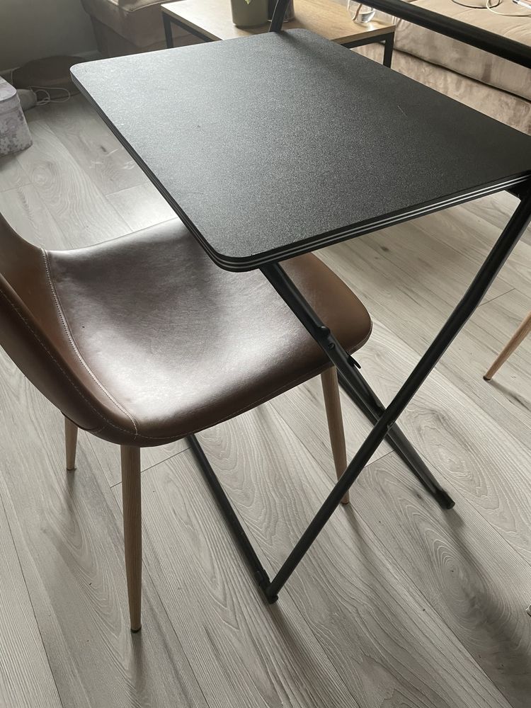 Biurko IKAST Jysk 42x60 czarne rozkładane kompaktowe małe stolik