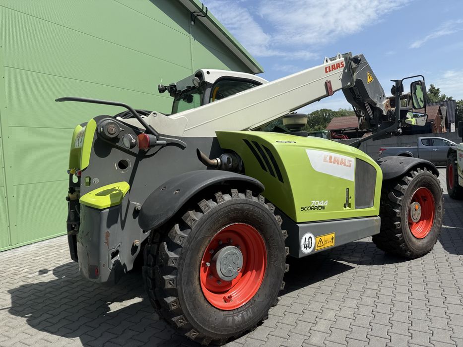 Ladowarka Telskopowa CLAAS Scorpion 7044 z 2016 jak 7045