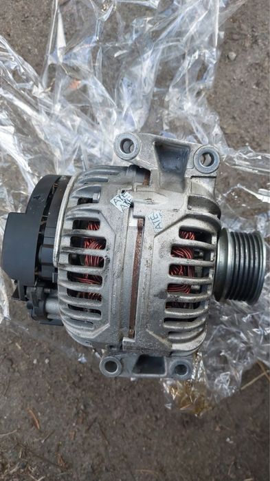 Генератор audi a4 b6 b7 Bosch