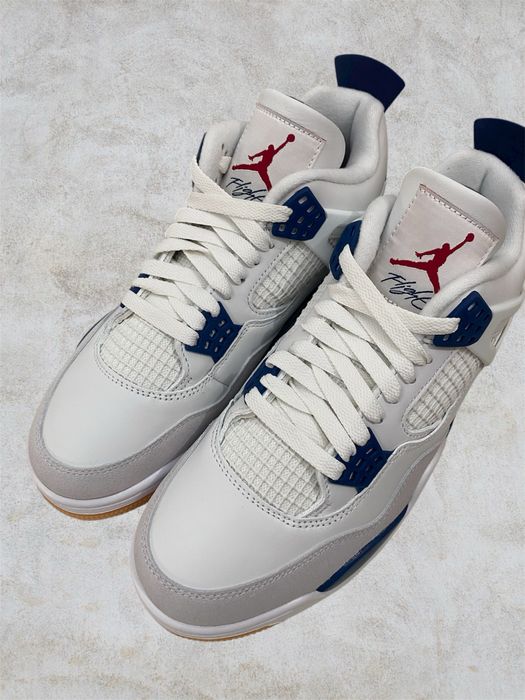 Jordan 4 Retro SB Navy