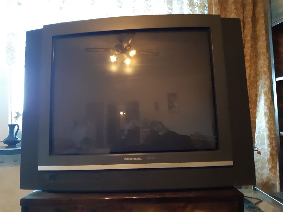 TelewizorGrundigXentia40",magnetowidAKAI4głow.kasetyVHS,magnetof.,kalk