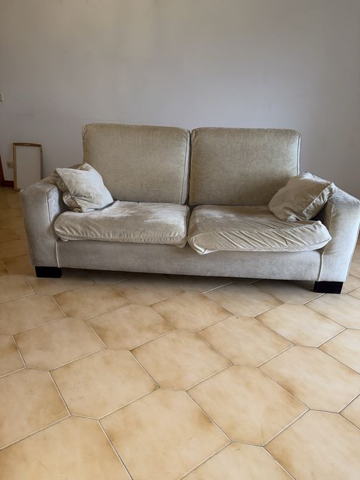 Sofa Bege com almofadas 195cm