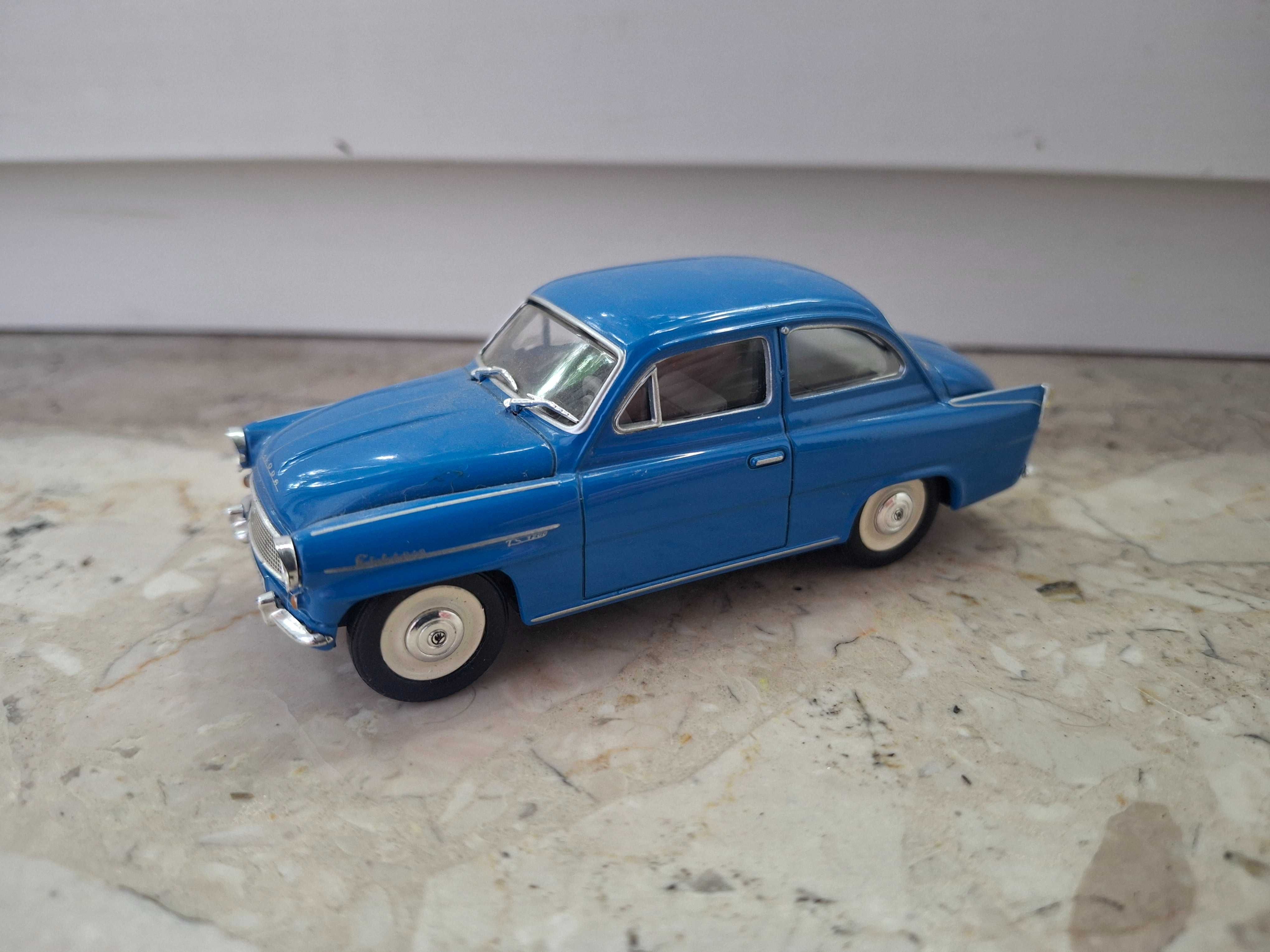 Skoda Octavia Abrex 1:43 (Auta PRL-u)