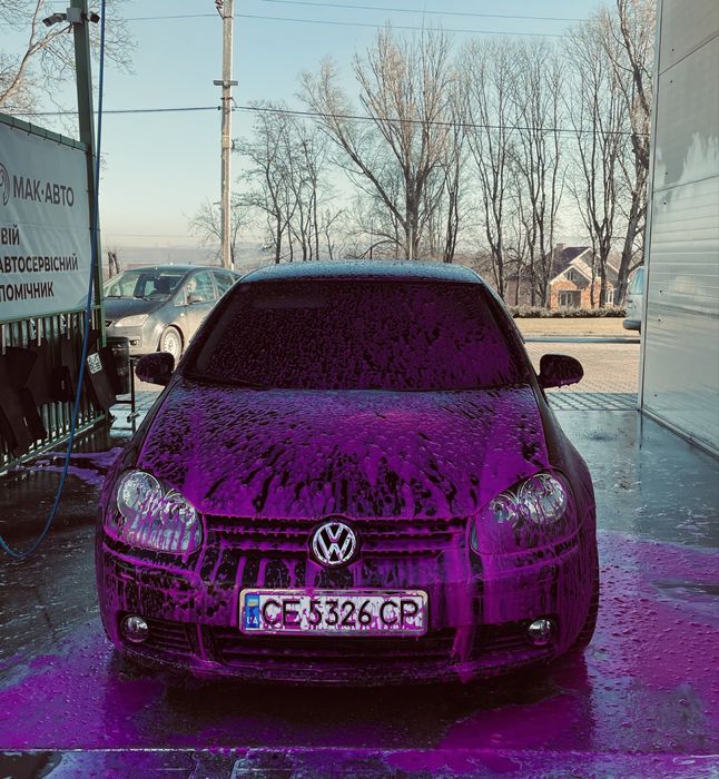 Volkswagen Golf V