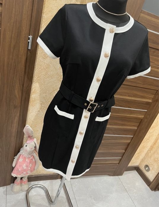 Sukienka elegancka biurowa z paskiem Karen Millen