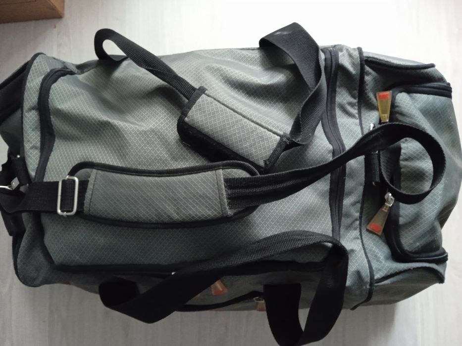 Сумка дорожная на колесах с выдвижной ручкой 76/37/32см