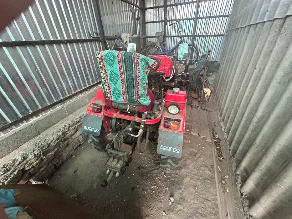 Продаю мототрактор з інвентарем