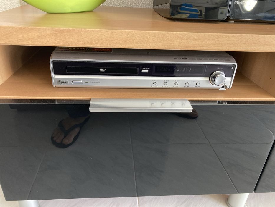 Vendo aparelhagem LG CD/DVD e Rádio