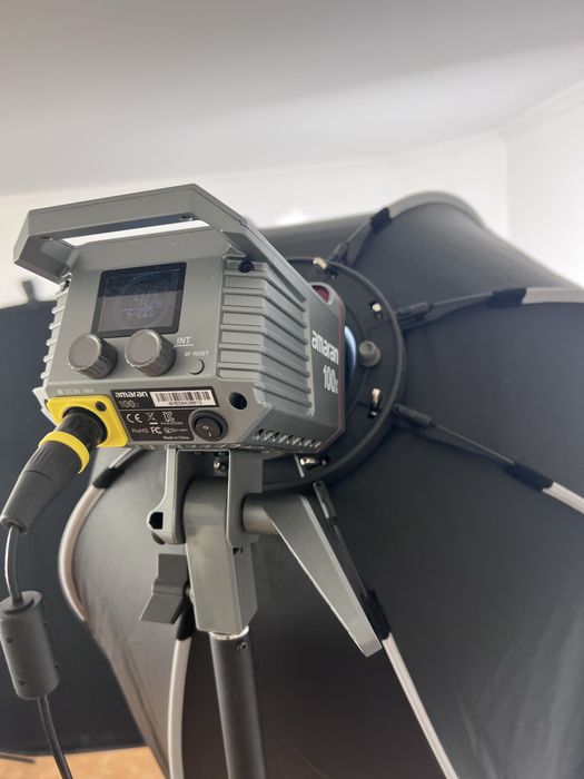 Студійне відео світло amaran 100x