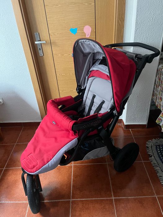 Carrinho de bebé Chicco três em um