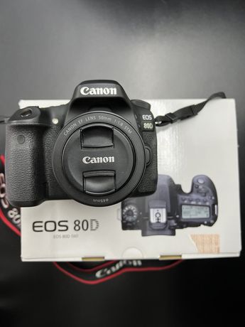 Фотоаппарат Canon 80D body