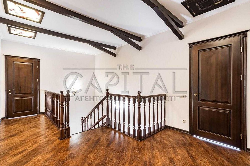 3-этажный Дом (500м2) 30 соток, с шикарным бассейном, Лесники