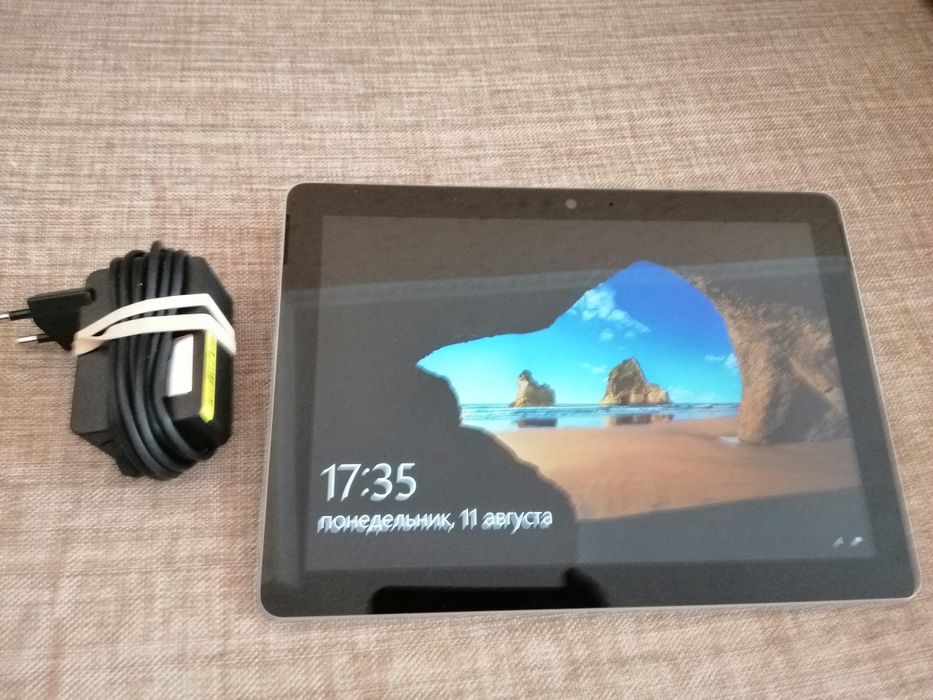 Планшет Microsoft  Pentium 4415SY  8/128Gb (1824)