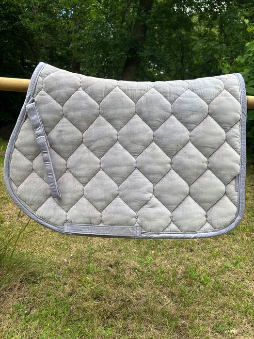 Eskadron silk purple cotton pad