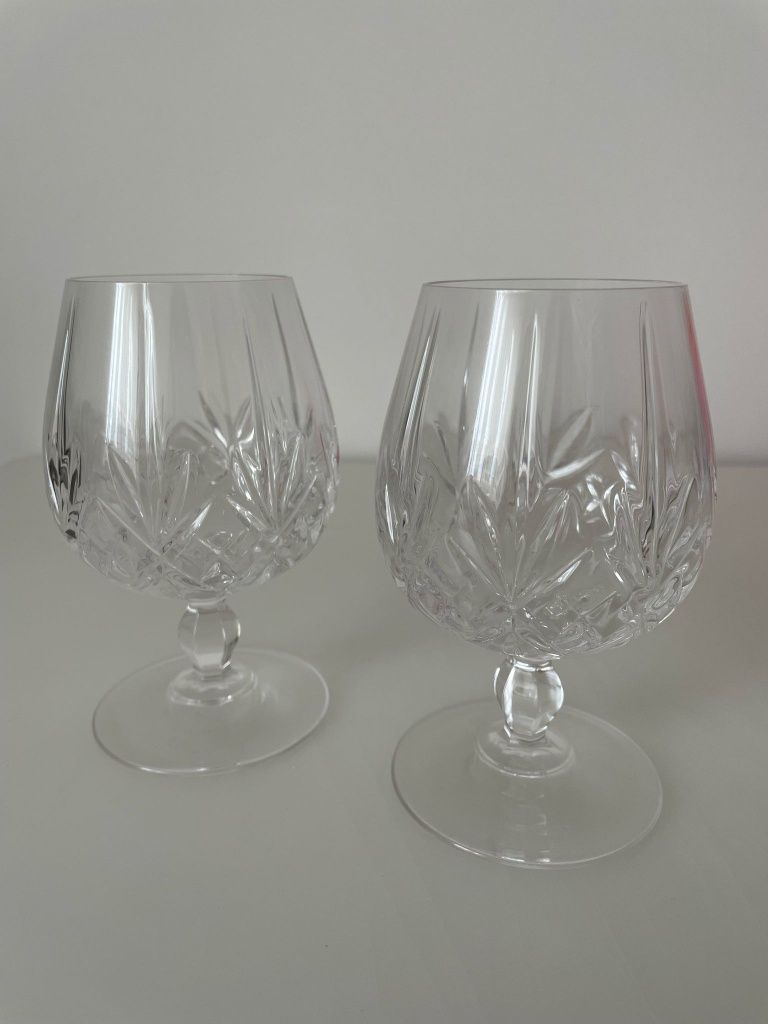 Conjunto: Jarro de cristal e copos