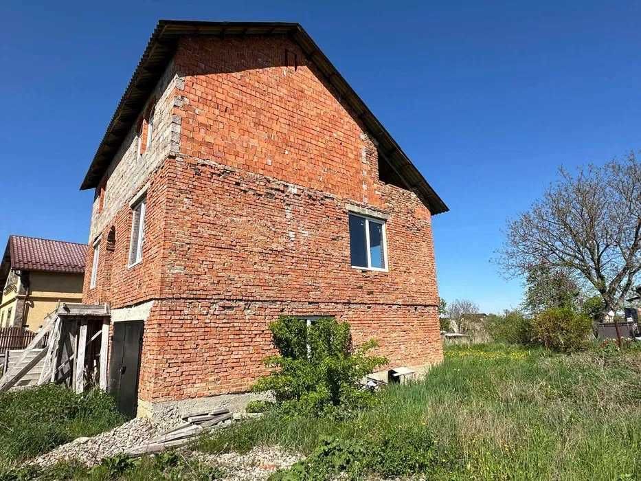 Будинок біля Франківська — простір, ділянка 15ст, лише 15 хв до міста!