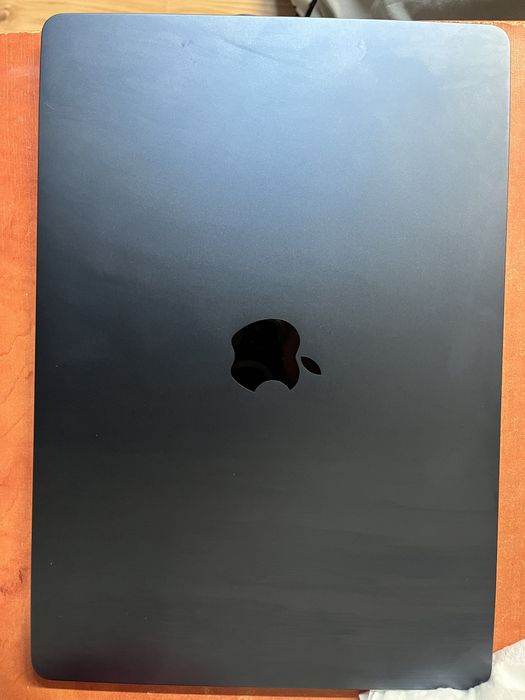 Macbook Air m2 2022-2023