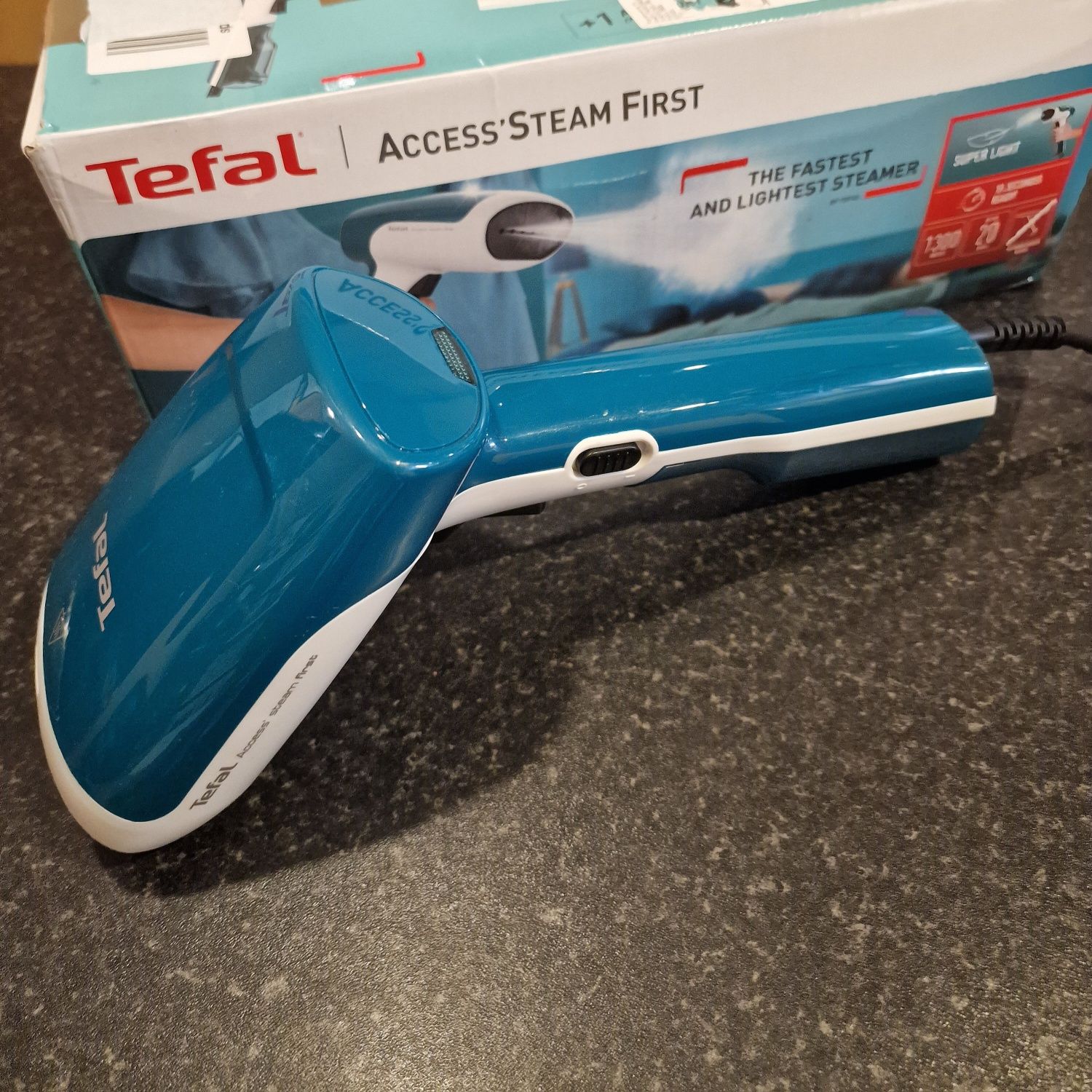 Steamer Parownica do Ubrań Tefal Access Steam First 1300W