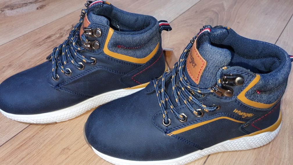 Buty dziecięce zimowe Wrangler 31