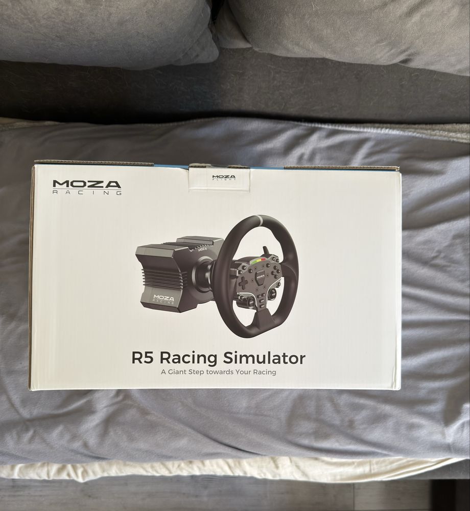 Kierownica MOZA R5 Direct Drive RS20 – jak nowa