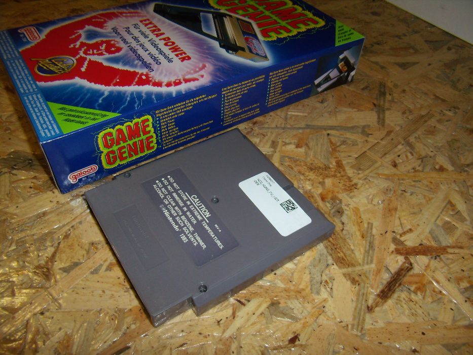 Game Genie Nintendo NES - NOVO - portes grátis