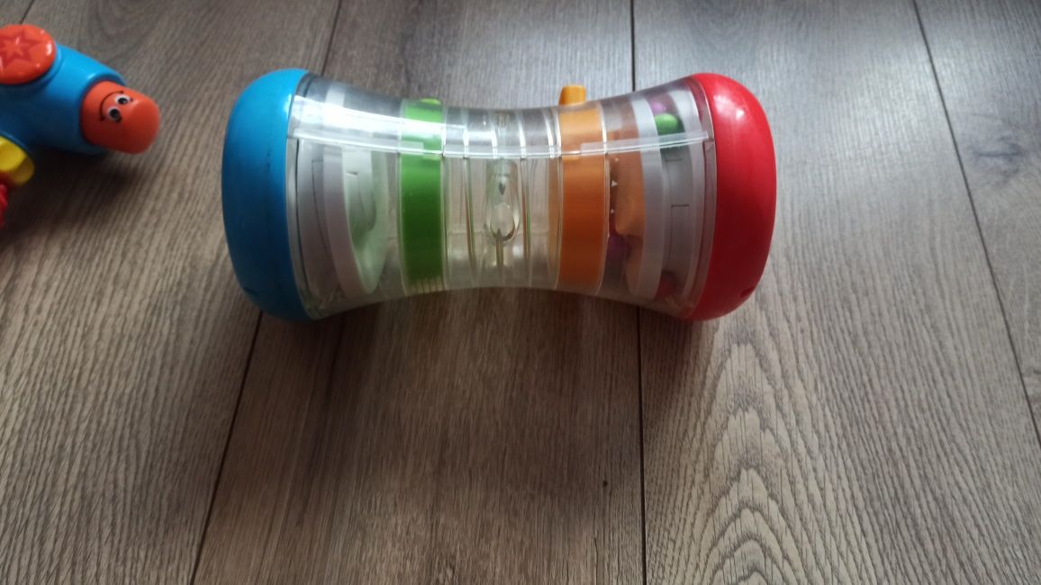 nauka raczkowania, chwytania Fisher price, wieża z kulkami, młotek