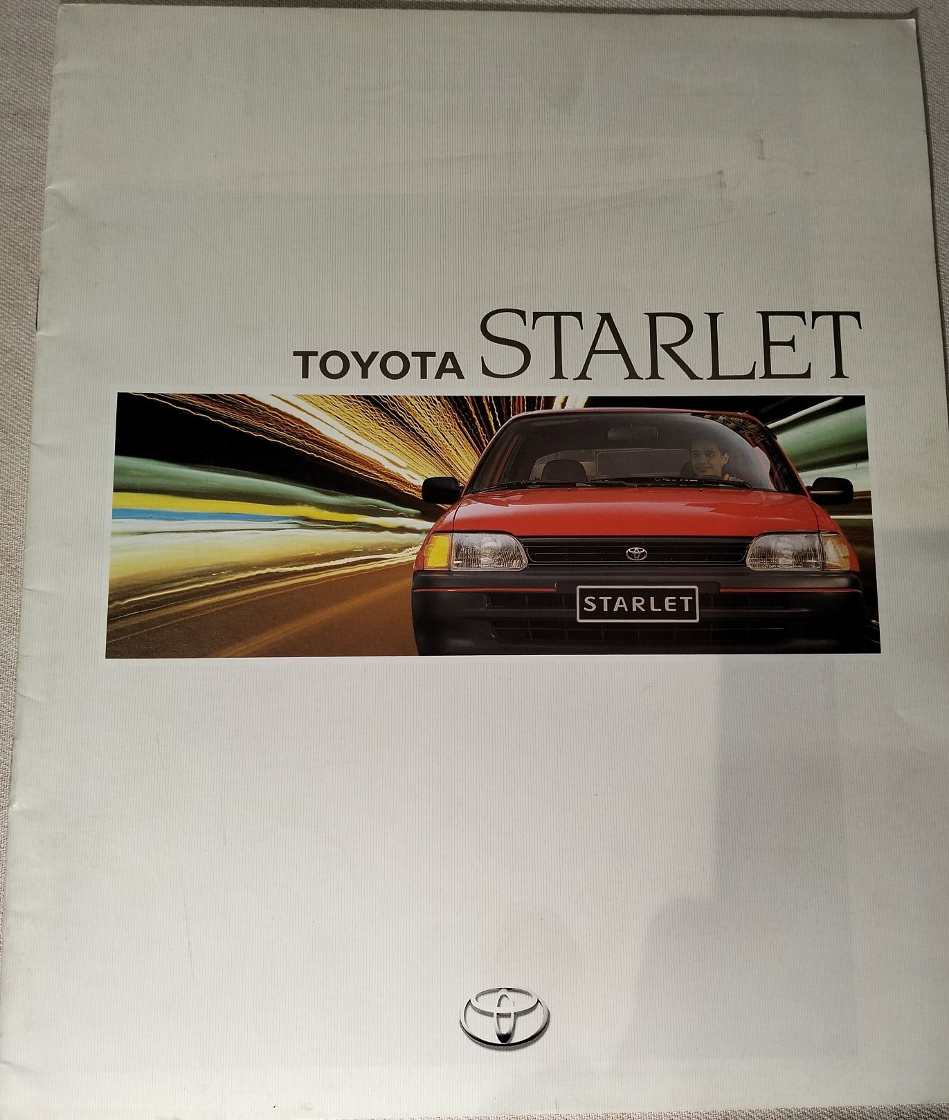 Revista Promocional Toyota Starlet EP80