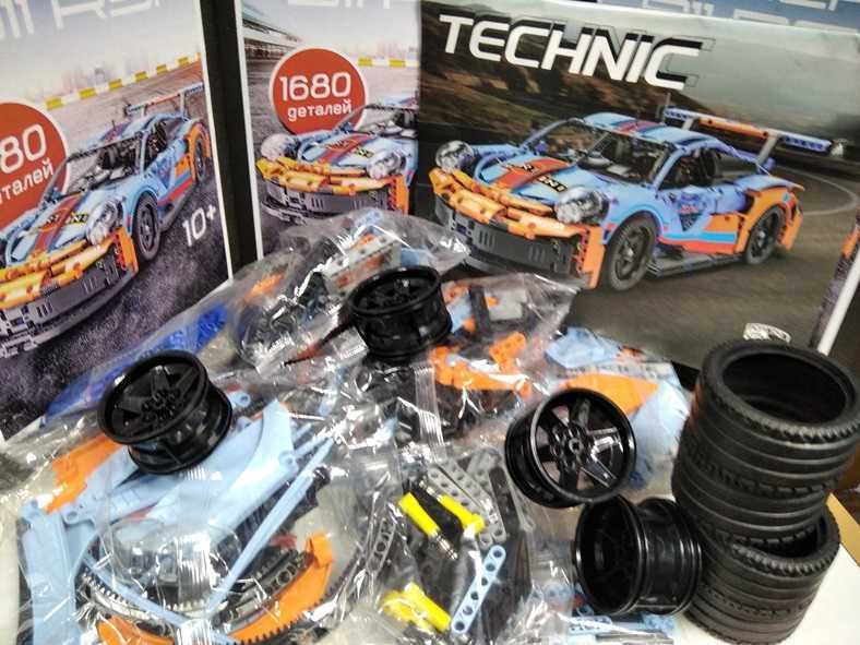 Конструктор Technic PORSCHE 911 Martini Racing на 1680 деталей ‼️НОВИЙ