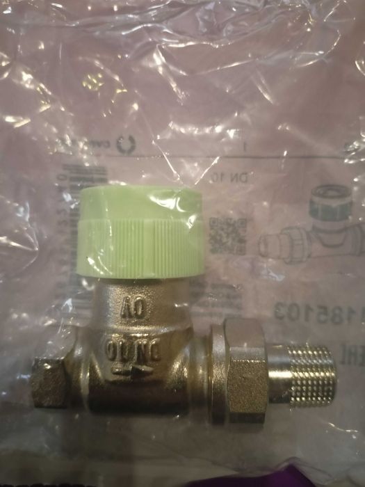 Termostatyczny zawór grzejnikowy DN10 prosty OVENTROP