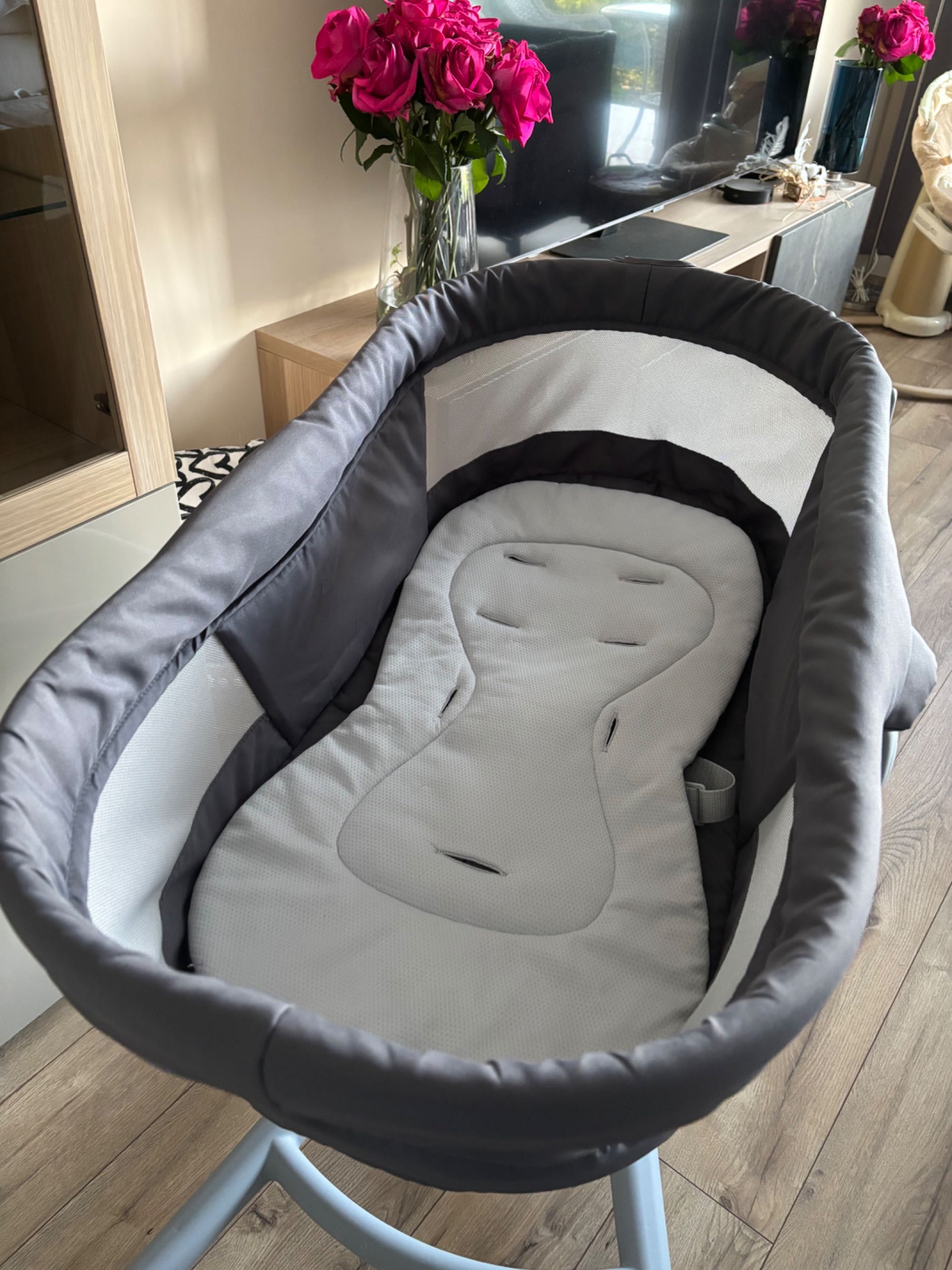 Chicco Baby Hug air 4w1 z materacem
