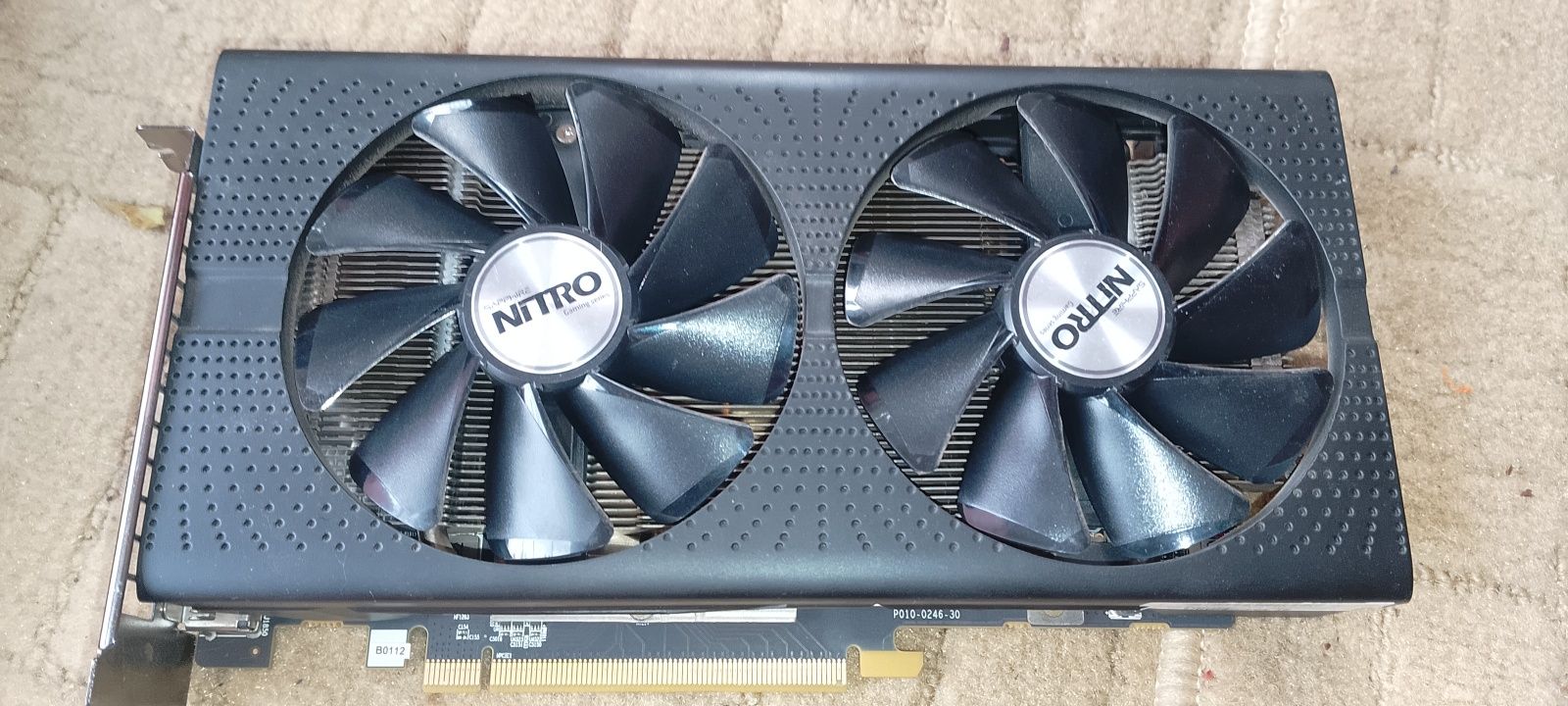 AMD RX-470 4 Gb тихая,хорошая.