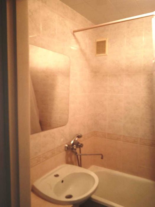 Двухкомнатная квартира на Таирова в кирпичном доме