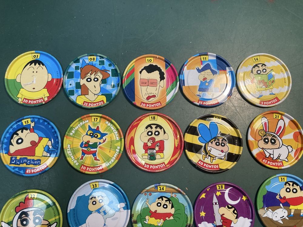 Brinquedo Conjunto 24 Tazos Shinchan