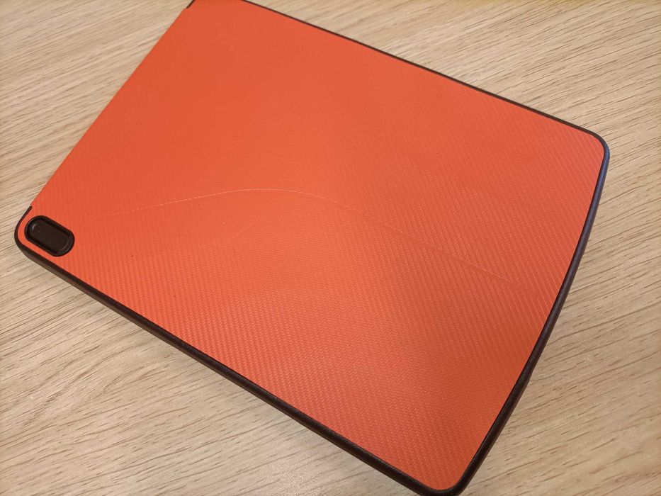 Inkbook Focus Black + etui Twist + 1400 ebooków e-czytnik książek eink