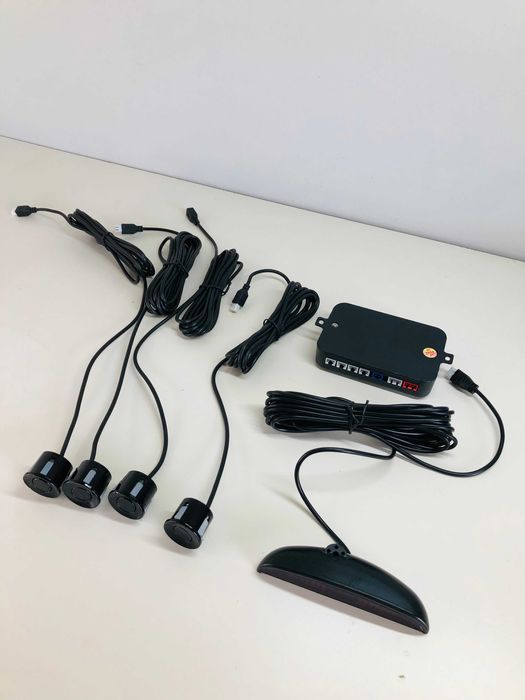 Samochodowe czujniki parkowania z wyświetlaczem LED 4 czujniki, radar