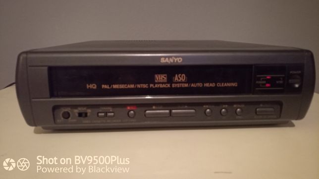 Magnetowid VHS Sanyo VHP-Z3REE