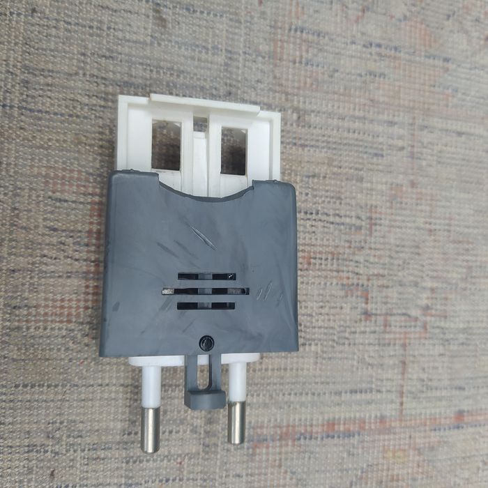 Адаптеры питания,  зарядные устройства, кабели.  Оригинал