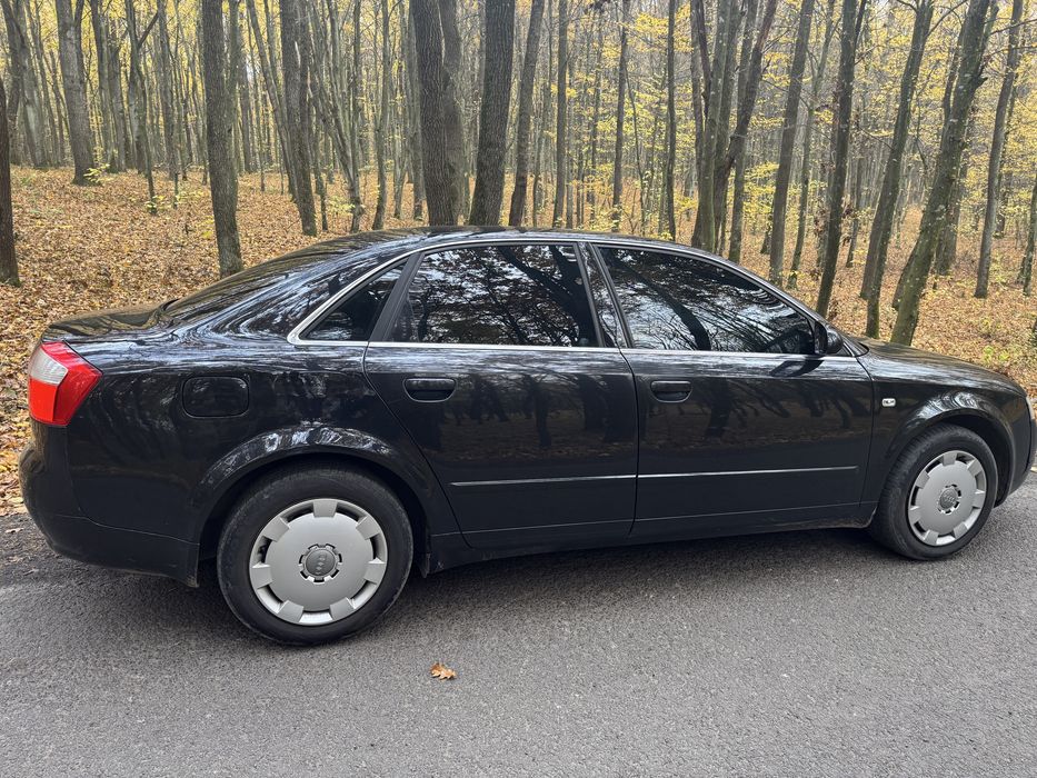 Продам Ауді А4(В6)