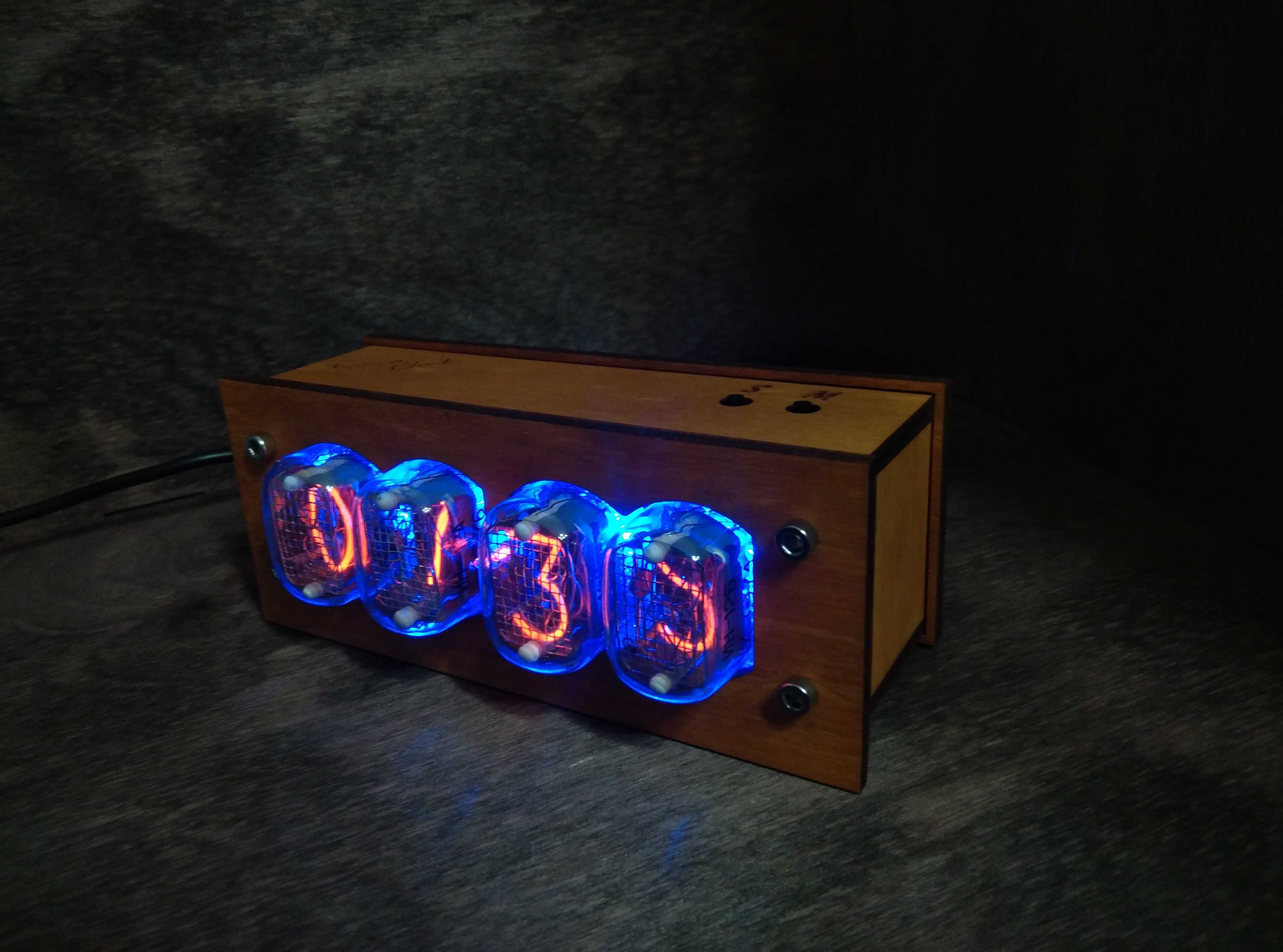 Ламповий годинник ІН-12 / ИН-12 / IN-12 Nixie Clock