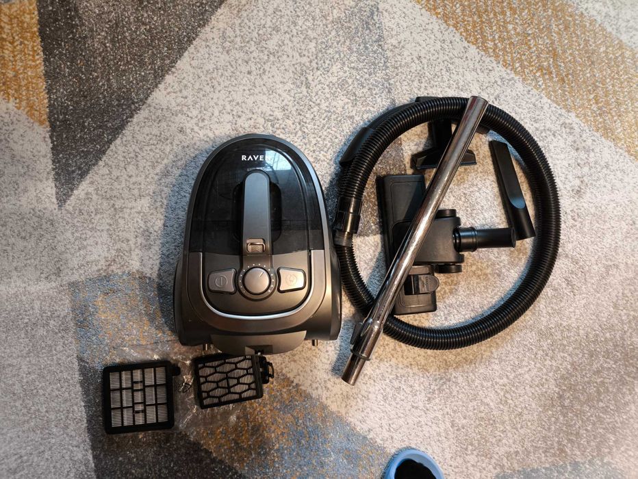 Raven odkurzacz bezworkowy 800W