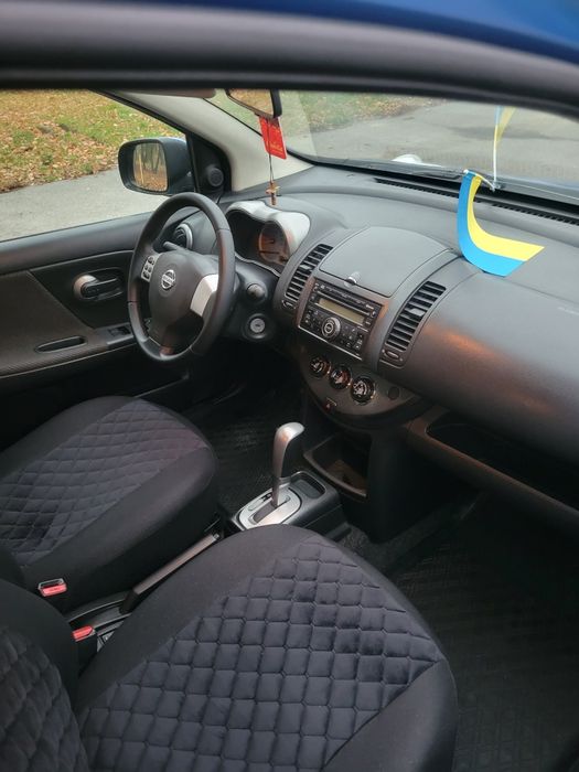 Nissan Note 2007 1.6 автомат