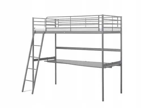 Łóżko piętrowe SVÄRTA z blatem biurka.