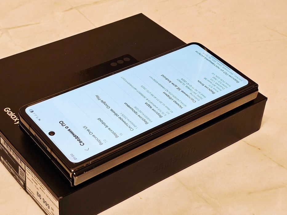 Samsung Galaxy Fold 5 12GB/1TB Black Официальный! / На разш. гарантии!