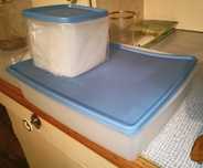 Tupperware pojemniki