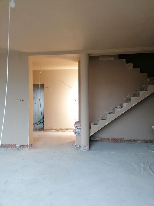 Tynki, Gładzie i Posadzki Maszynowe. .